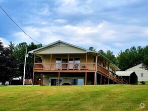 Building Photo - 104 Juniper Ln