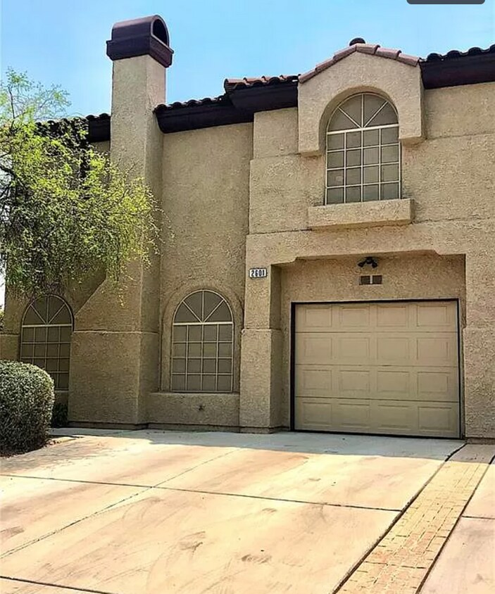 2601 Country Maple Ave, Henderson, NV 89074 Townhome Rentals in