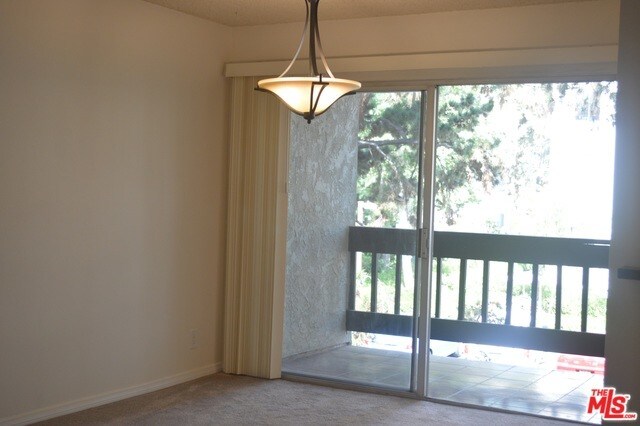 Foto del edificio - 7205 Summertime Ln