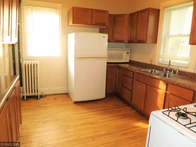 Foto del edificio - Dinkytown 6 Bedroom - Close to Campus - Se...
