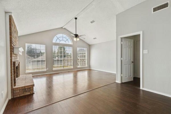 Building Photo - 2214 Lancecrest Dr