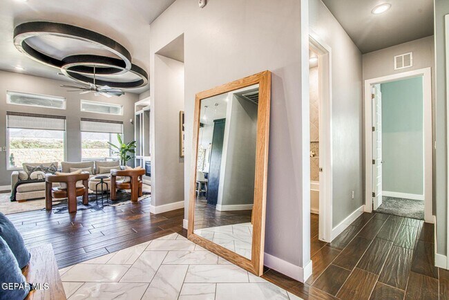 Foto del edificio - 6716 Rio Haciendas