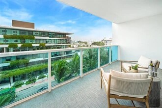 Building Photo - 2301 Collins Ave