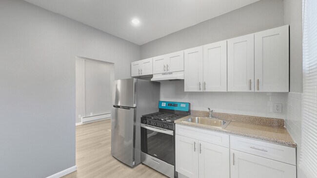 Foto del edificio - 972 McLean Ave