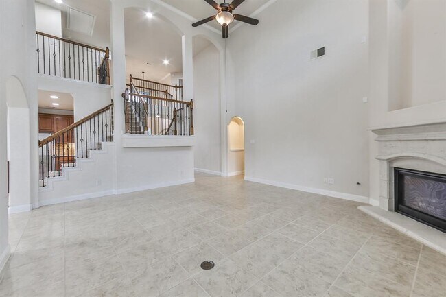 Building Photo - 21107 Grove Briar Ln