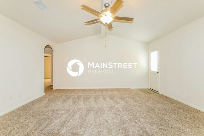 Foto del edificio - 4 Bedroom Pet-Friendly Home in Magnolia, TX with Main Street Renewal