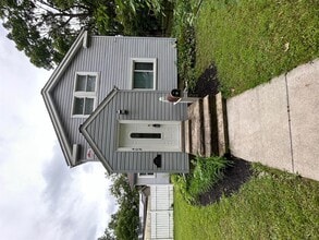 Building Photo - 408 S Huron St