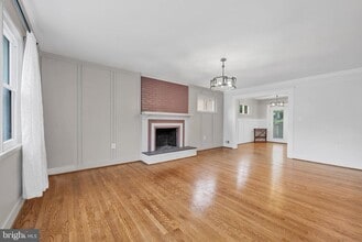 Building Photo - 3510 Duke St