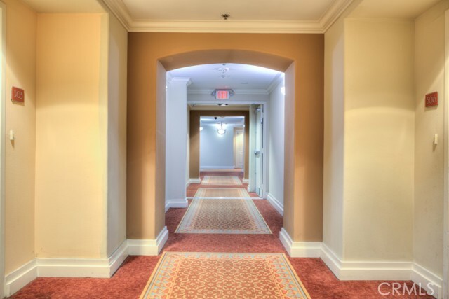 Foto del edificio - 580 W Main St