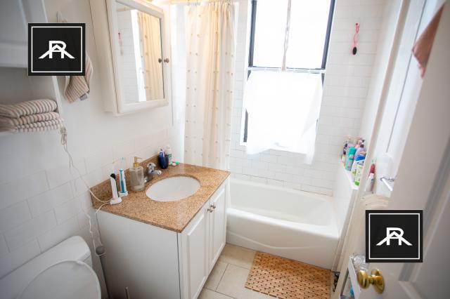 Foto del edificio - 3 bedroom in Allston MA 02134