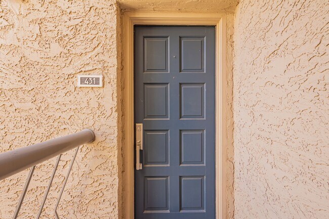 Foto del edificio - Biltmore Bliss, Fully Furnished Condo: Lux...