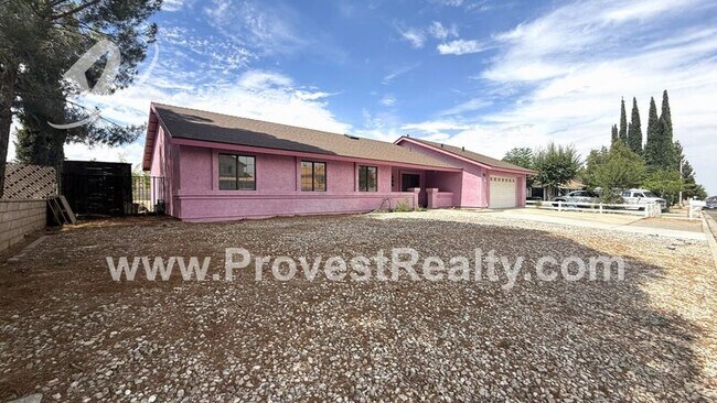 Foto del edificio - 12400 Pacoima Rd