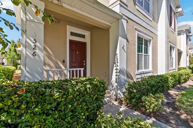 Foto del edificio - Beautiful 4/2.5 Townhome For Rent in Harmony