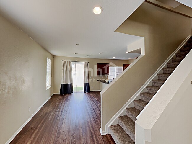 Building Photo - 4659 N Argonne St