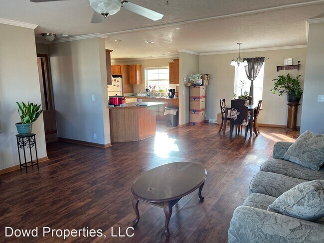 Building Photo - 3 br, 2 bath House - 303 Grace