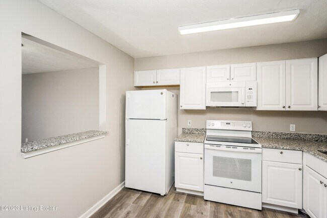 Foto del edificio - 2816 W Kentucky St