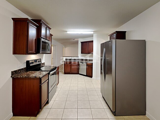 Foto del edificio - 22431 Bauer Canyon Dr