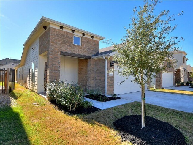 Foto del edificio - 116 Nogalito Wy