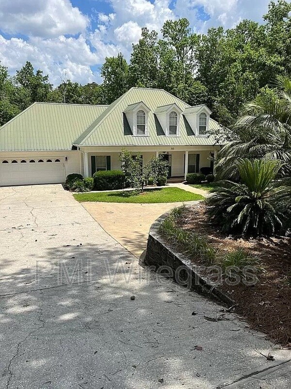 301 Red Cliff Cir, Enterprise, AL 36330 House Rental in Enterprise
