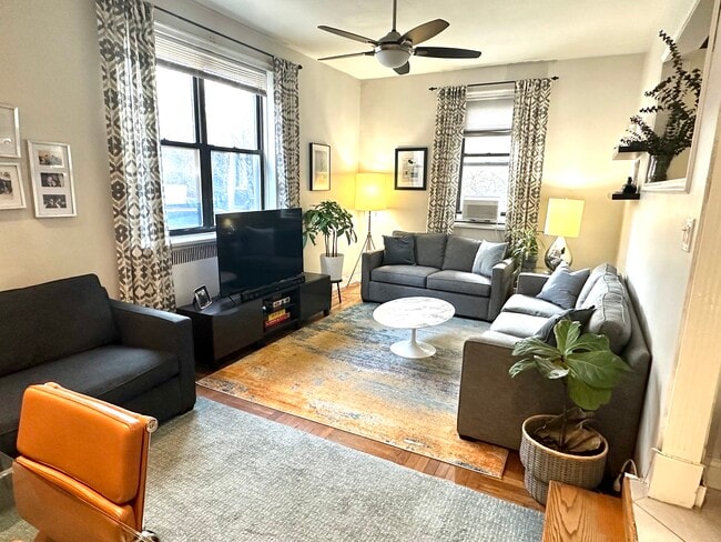 Living Room - 675 Walton Ave