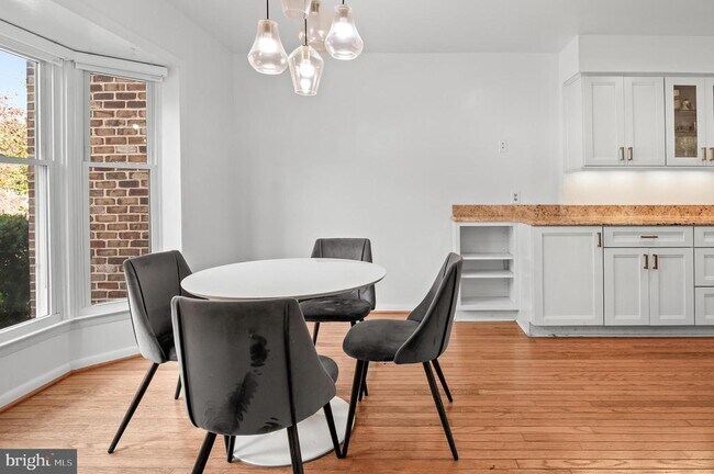 Building Photo - 6939 Copperbend Ln