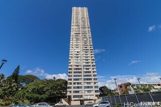 Building Photo - 1060 Kamehameha Hwy