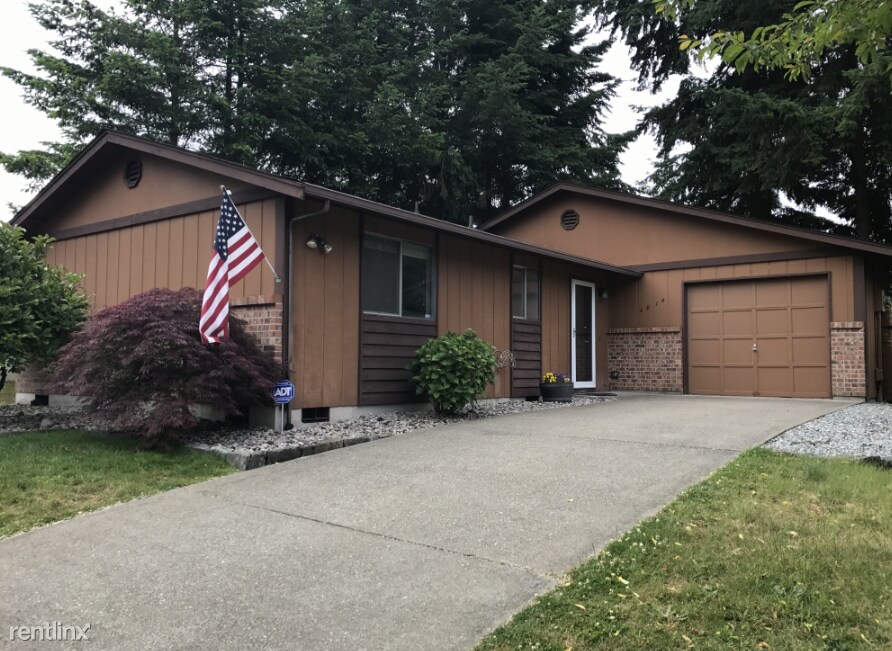 Primary Photo - 3 br, 1 bath House - 4814 S 49th St