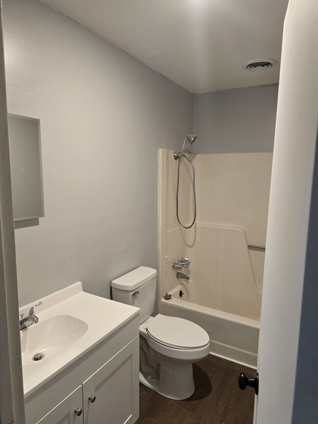 Bathroom - 1410 Old Furnace Rd