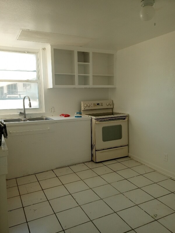 Foto del edificio - 602 26th St W