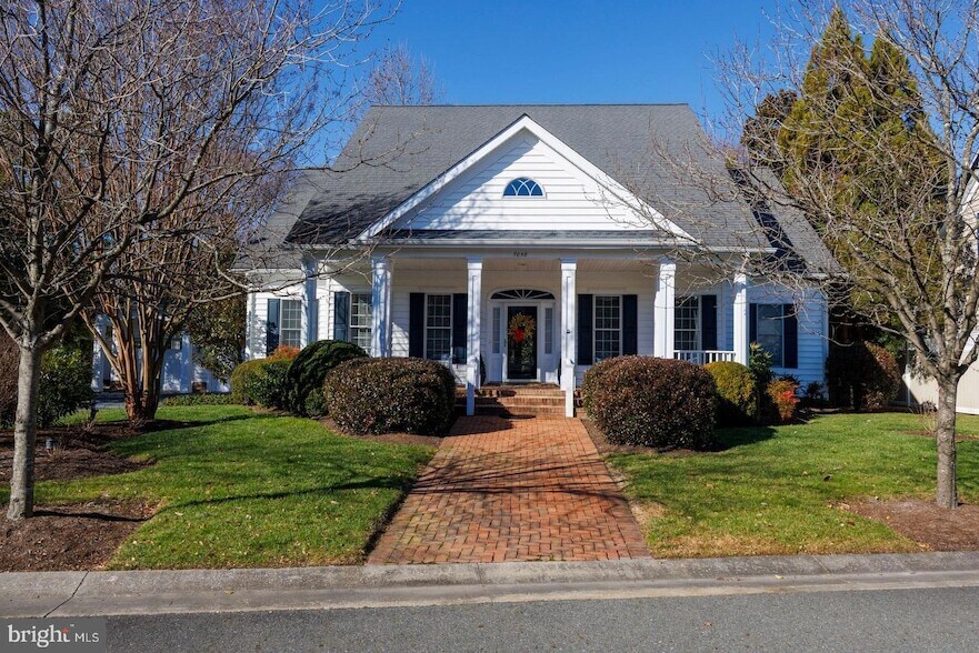 Foto principal - 7058 Thomas Ln
