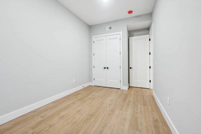 Foto del edificio - 806 13th St