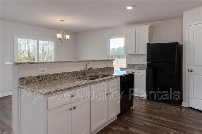 Foto del edificio - 3998 Meredith Woods Ln