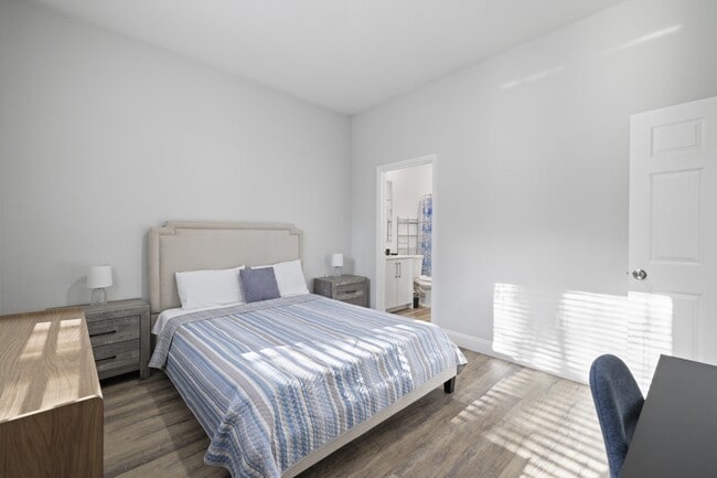 Foto del edificio - 1917 Lorna Ave