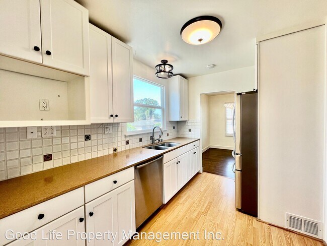 Foto del edificio - 3 br, 2 bath House - 4727 Lorraine Dr