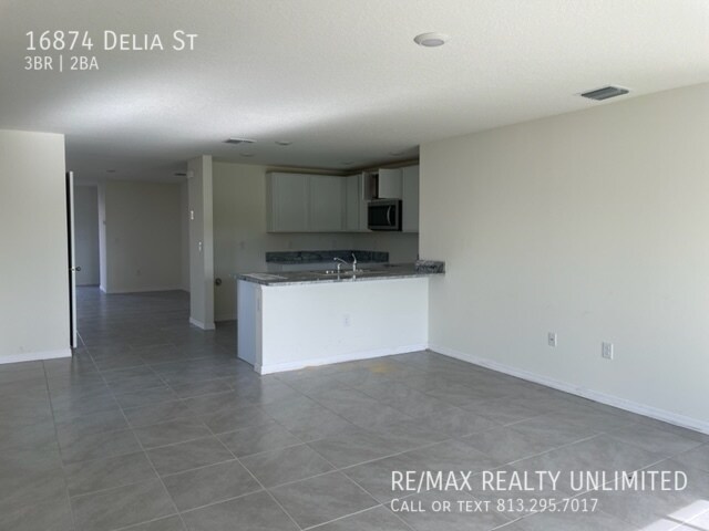 Building Photo - 16874 Delia St Wimauma FL 33598