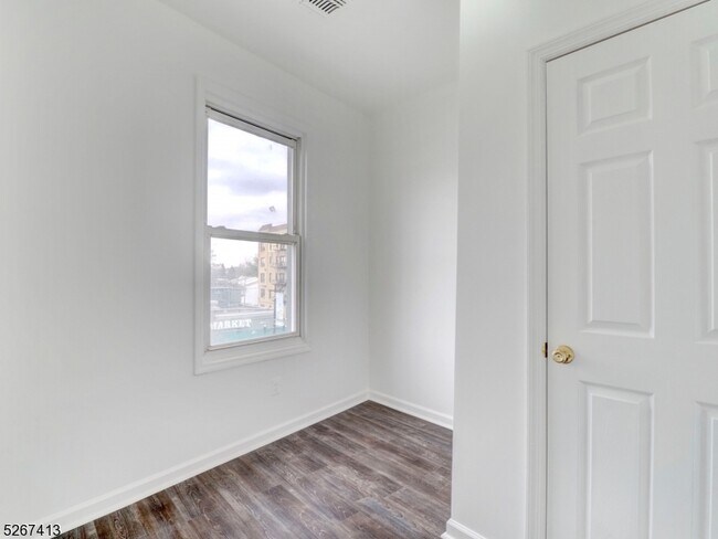 Foto del edificio - 1016 S Orange Ave