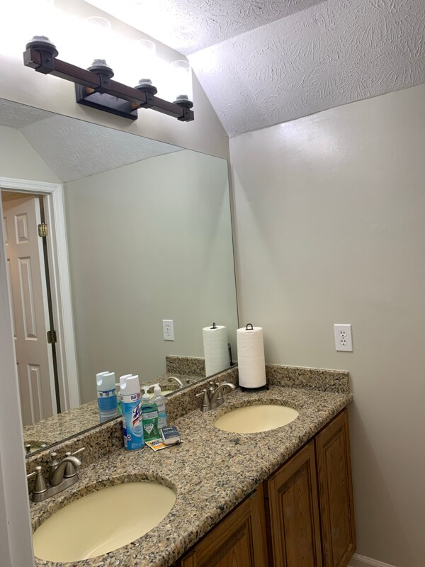 Foto del edificio - 7788 Pintail Dr