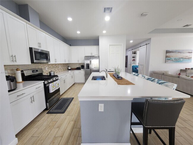 Foto del edificio - 1042 Sweetgrass St