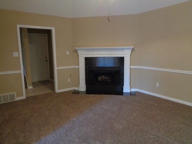 Foto del edificio - 294 Spruce Glen Cove