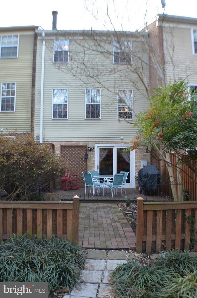 Building Photo - 5723 Heritage Hill Ct