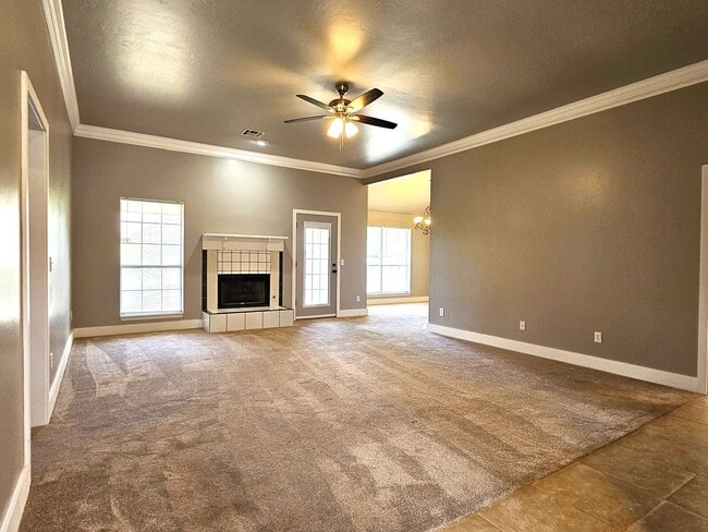 Building Photo - 18120 Chestnut Oak Dr