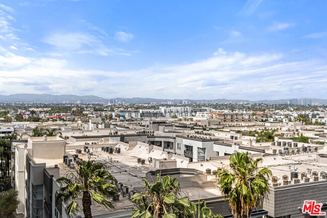 Foto del edificio - 13650 Marina Pointe Dr
