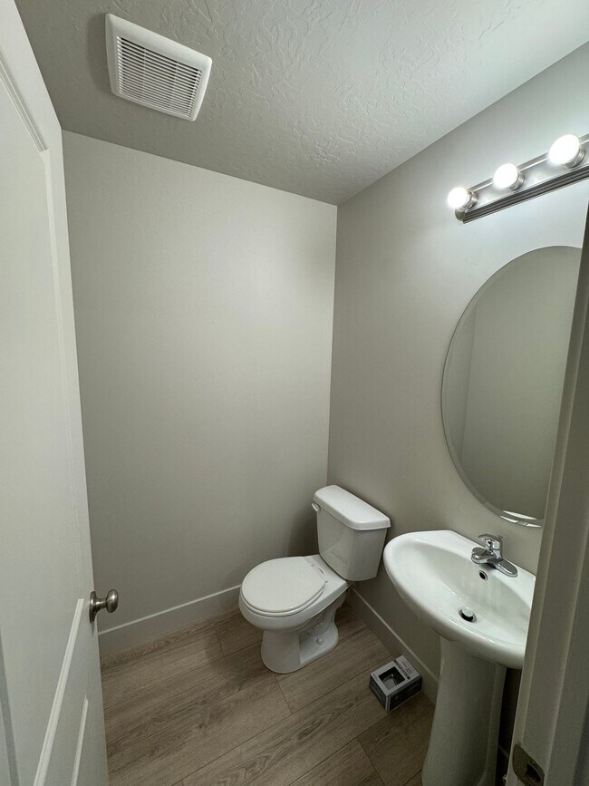 Foto del edificio - 4029 S Woodland Ave