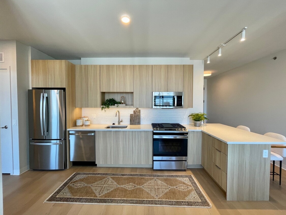 Photo - 1450 N Kingsbury St (Chicago, IL)