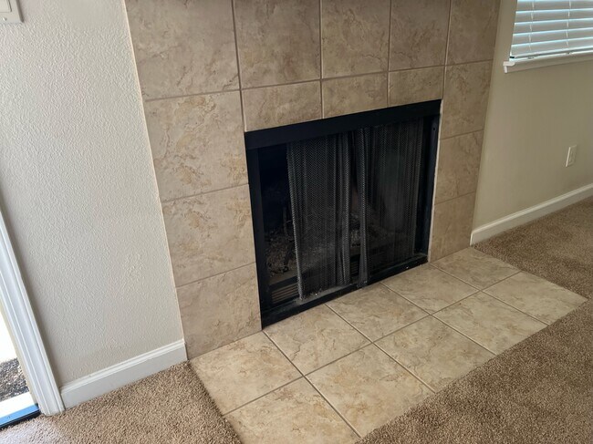 Building Photo - 4803 Lewis Carroll Way