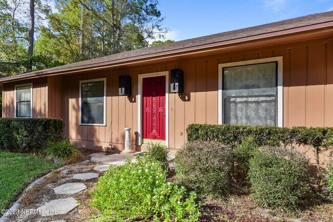 Building Photo - 4909 Beige St