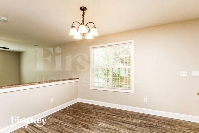 Foto del edificio - 96 Peachtree Ave NW