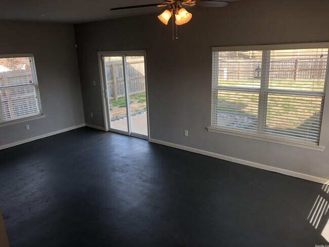 Building Photo - 3573 Terrace Hill Ct