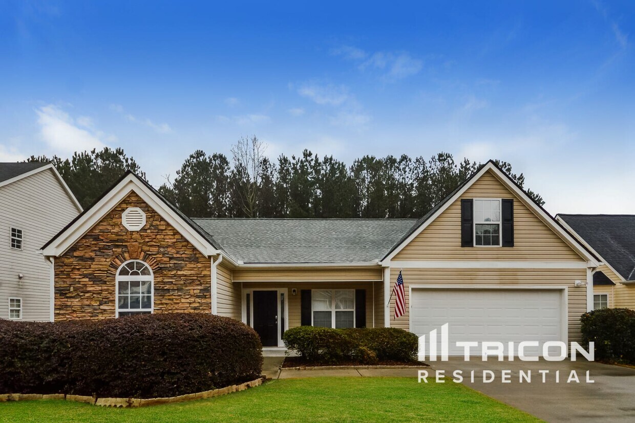 Foto principal - 348 Shadowbrooke Cir SW