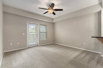 Building Photo - Lynbrook Apartments and Townhomes